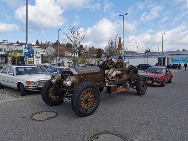 Das älteste Fahrzeug im Teilnehmerfeld war ein American LaFrance aus dem Jahr 1923.