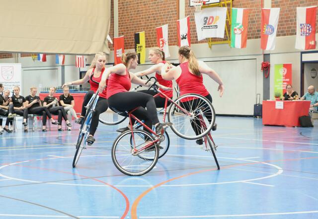 Der 4er Kunstrad Aach 5 (3. Platz in der WM-Wertung) muss seine Leistung am Samstag im hessischen Erzhausen bestätigen um im Rennen und die DM- und WM Qualifikation zu bleiben. | Foto: RMSV Aach/ Schwarz