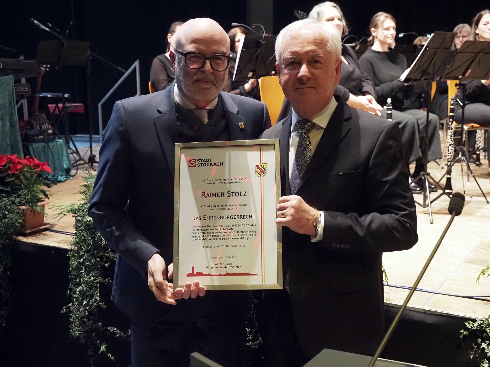 Gro e Abschiedsgala Zum Epochenwechsel Ein Neuer Ehrenb rger Zum Stolz Gro e Abschiedsgala Zum Epochenwechsel Ein Neuer Ehrenb rger Zum Stolz