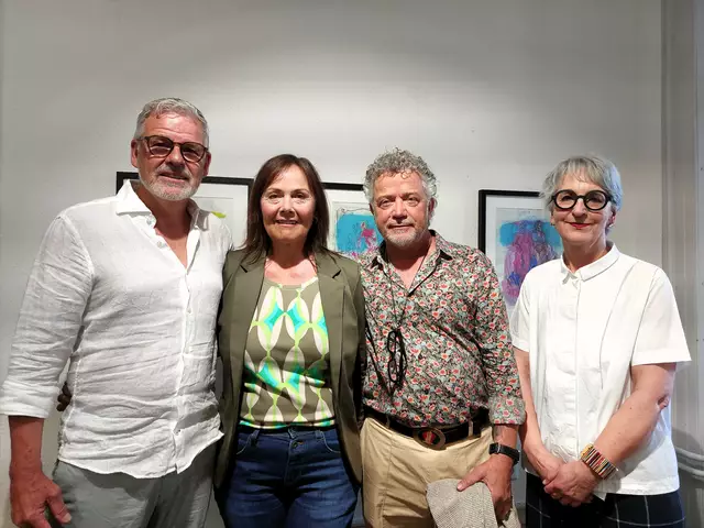 von links: Wolff Voltmer (Kunstverein), Beate Bitterwolf, Antonio Zecca und Ute Hübner (Kunsthistorikerin) | Foto: Joachim Strate