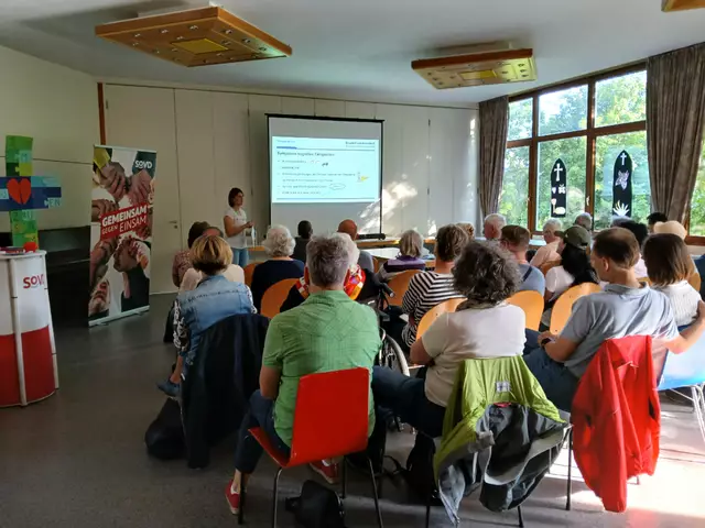 Die Besucher der Veranstaltung und die Vortragende, Frau Rehaag. | Foto: Christian Müller