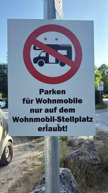 Diese Beschilderung lässt sich seit wenigen Tagen am Parkplatz Offwiese finden. | Foto: Tobias Lange