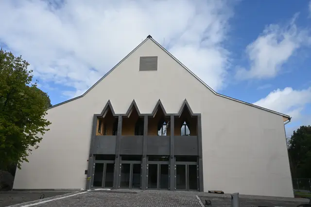 Die neue Scheffelhalle öffnet am 19. September wieder ihre Türen für alle Singener Bürgerinnen und Bürger sowie Vereine.  | Foto: Philipp Findling