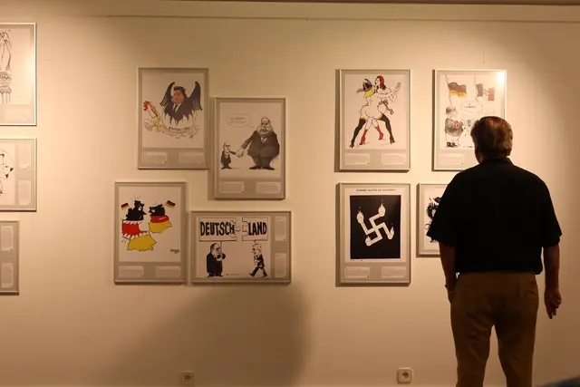 Ob zur Zeit des kalten Krieges oder des Nationalsozialismus - Deutschland und Frankreich hatten immer eine eng verwobene Geschichte, wie die Ausstellung in Engen zeigt. | Foto: Tony Marquardt