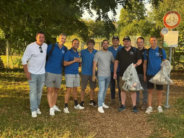 Wie hier beim diesjährigen CleanUp-Day Bodensee in Bodman-Ludwigshafen packt der Round Table Stockach-Überlingen 139 zahlreiche Projekte in der Region an. | Foto: Round Table 139 Stockach-Überlingen