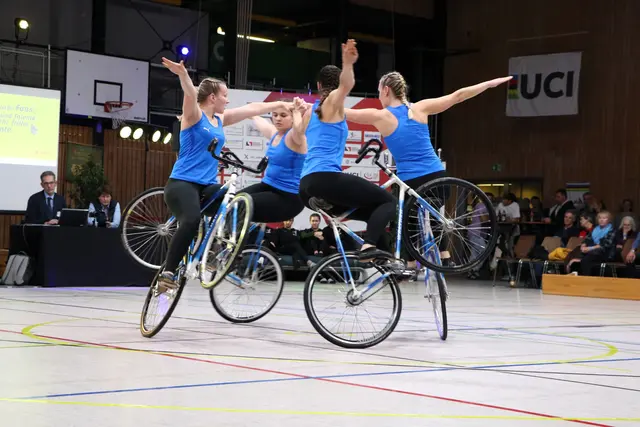 Bei ihrem letzten Wettkampfauftritt als Quartett: Sabrina Bürßner, Carolin Schmid, Alina Bötzer und Franziska Bötzer. | Foto: Wilfried Schwarz