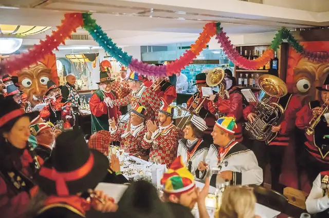 Für die Wirtshaus-Fasnet am 23. Januar beim Stockacher Narrentreffen gibt es nur noch wenige, reservierbare Plätze.  | Foto: Thomas Niedermüller
