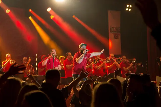 Auch die Holzhauermusik wird beim Holzhauerball am 7. Februar wieder ordentlich einheizen.  | Foto: Holzhauermusik Radolfzell e.V.