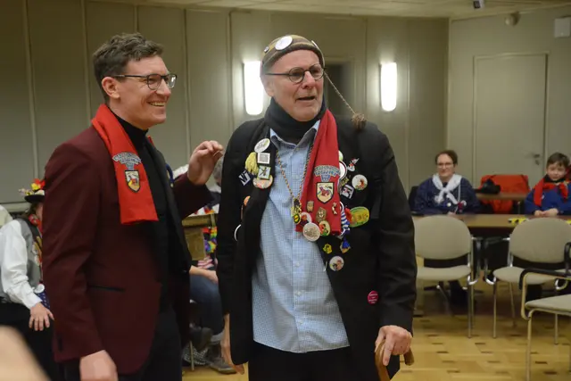 Die Poppele-Zunft hatte keine Gnade mit Oberbürgermeister Bernd Häusler und dem ersten Beigeordneten Marcus Röwer. | Foto: Sebastian Ridder