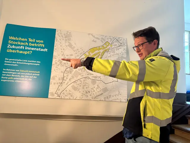 Stadtbaumeister Lars Heinzl wird Stockach Ende April gen Friedrichshafen verlassen.  | Foto: Tobias Lange/Archiv