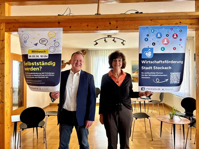 Freuen sich schon auf den Impulsabend im Honold-Haus: Referent Holger Hagenlocher (links) und Wirtschaftsförderin Regina Schlecker. | Foto: Stadt Stockach