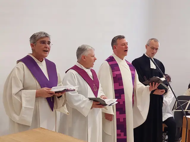 Neues Personal am Hegau-Bodensee-Klinikum. Simone Meisel wird als neue Klinik- und Hospizseelsorgerin vorgestellt.  | Foto: Klinikseelsorge HBK-Singen