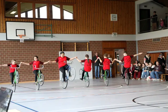 Schaffte gleich beim ersten Start die Qualifikation zur Badischen Meisterschaft - der 6er Kunstrad aus Aach. | Foto: Wilfried Schwarz