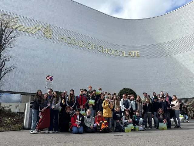 Schüler der Peter-Thumb-Schule besuchten das Lindt-Museum im Zürich. | Foto: Peter-Thumb-Schule