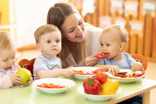 Auch Kinderkrippen sind ein wichtiger Bestandteil der frühkindlichen Betreuung. Hier werden in der Regel Kinder im Alter von wenigen Monaten bis etwa drei Jahren begleitet und gefördert. | Foto: Oksana Kuzmina - stock.adobe.com