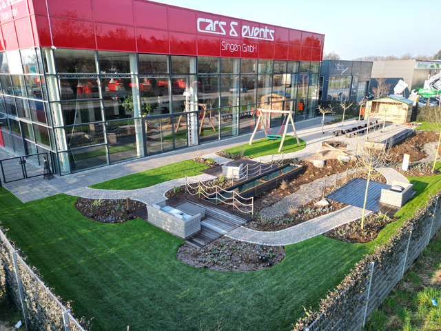 Feiern, die in Erinnerung bleiben – das bietet die neue Eventlocation cars &amp; events Singen GmbH in der Josef-Schüttler-Straße 6 an. | Foto: Cars &amp; Events