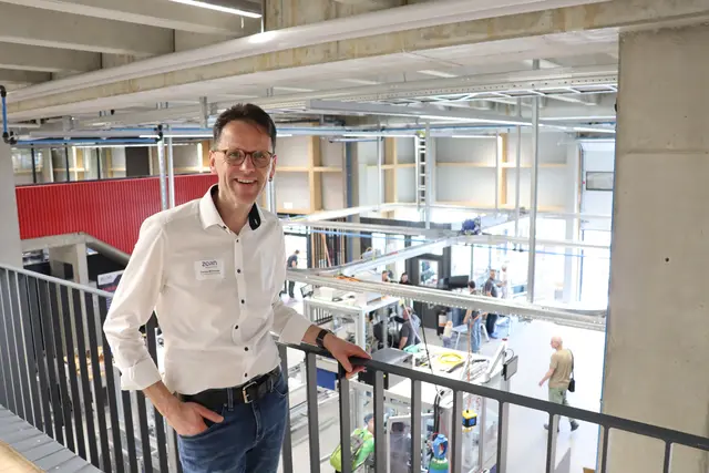 Der Prokurist von Zorn Maschinenbau, Tobias Mülhaupt, ist glücklich einen Platz für größere Fertigungshallen in Stockach gefunden zu haben.  | Foto: Sebastian Ridder