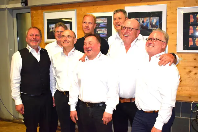 Bei den Erneuerungswahlen der Narrenzunft Narrizella Ratoldi wurde die Vorstandschaft und der gesamte Narrenrat für weitere drei Jahre in ihren Ämtern bestätigt. Neu in das Gremium Christian Müller von den Holzern. | Foto: Achim Holzmann