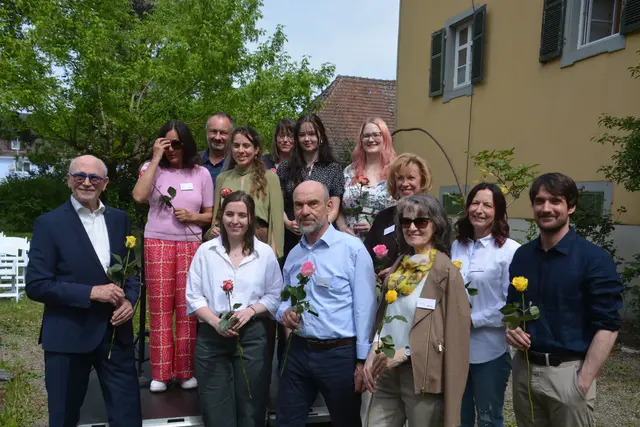 Das Team hinter dem Hegau-Museum, dem Museumsleiter Ralph Stephan und Museumsvereinsvorsitzender Wolfgang Trautwein ihren Dank aussprachen. | Foto: Tobias Lange