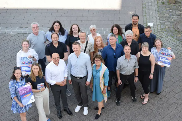 Zentrale Organisatoren, Kulturschaffende aus der Region und zahlreichen Vertretern der geplanten Veranstaltungen informierten zum vielfältigen Programm des Marktplatzsommers. | Foto: Achim Holzmann