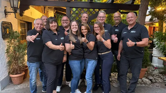 Der Vorstand des HGV ist motiviert für die anstehenden Aufgaben im kommenden Jahr. Von Links: Christian Klett, Heiko Regitz, Eva Scheu, Tiemo Füssler, Florentine Schubert, Jan Sykora, Rossella Celano, Anna Hermann, Michael Pätzholz, Oliver Alicke und Andreas Gnädinger. Es fehlt Michaela Herrmann.   | Foto: HGV Rielasingen-Worblingen