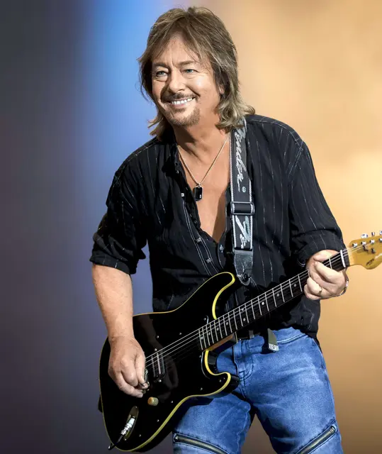 Der frühere Smokie-Frontmann Chris Norman tritt nun nach der gesundheitsbedingten Absage von Bonnie Tyler solo am 17. Juli beim Hohentwielfestival auf.  | Foto: Chris Norman