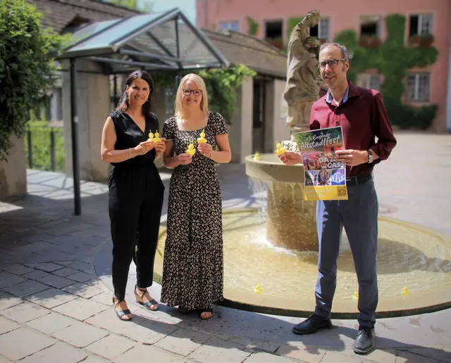 Freuen sich schon auf das diesjährige Altstadtfest (von links): Kulturamtsleiterin Eva Maria Berger, Organisatorin Katrin Speck und Bürgermeister Frank Harsch. | Foto: Holle Rauser