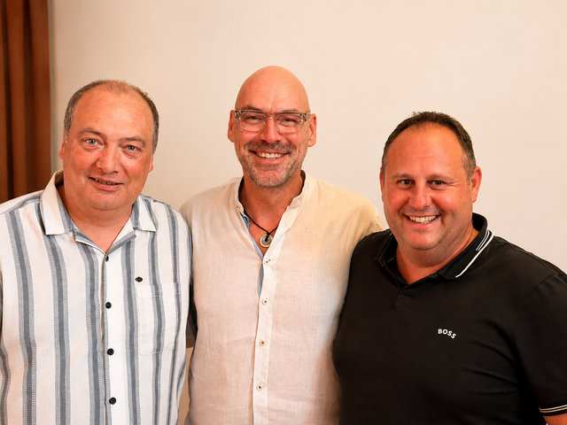 Freuen sich über das erneute Vertrauen der Mitglieder: Säckelmeister Holger Marxer, Zunftmeister Timo Heckel und Zunftkanzler Daniel Kech nach ihrer einstimmigen Wiederwahl. | Foto: Christine Gaiser