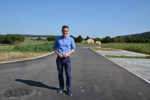 Das neue Baugebiet Seebühl ist eines der großen Projekte, die die Gemeinde Steißlingen abschließen konnte. Im Interview erzählte Bürgermeister Benjamin Mors, wie es um die Gemeinde steht und wo die größten Herausforderungen liegen. | Foto: Tobias Lange