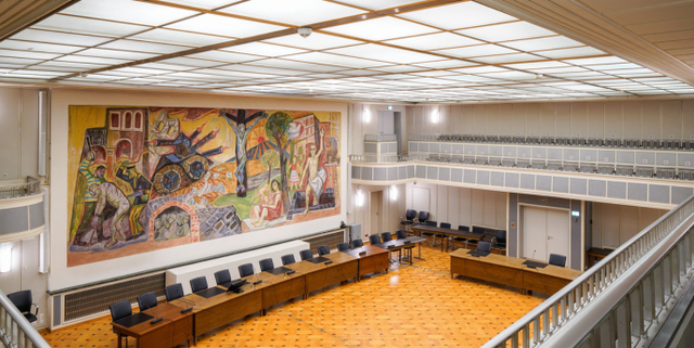 Wandbild »Krieg und Frieden« von Otto Dix, Ratssaal, Rathaus Singen. | Foto: Marcus Schwier, Stadt Singen, Kunstmuseum Singen