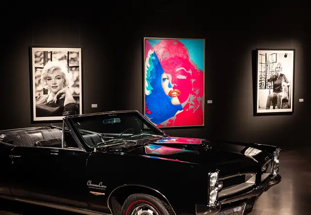 Fotos Marilyn: Allan Grant, Gemälde: James Francis Gill | Foto: Jim Papke