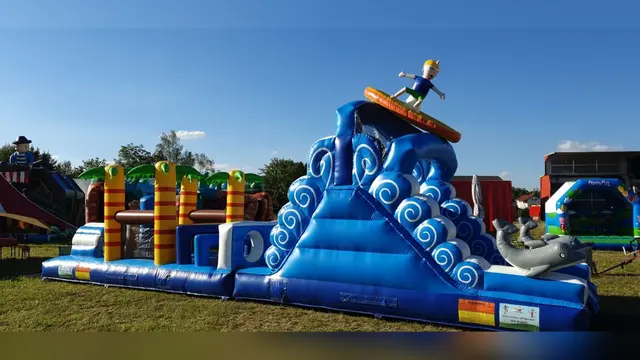 Foto: Montana's Mega Hüpfburgenpark 